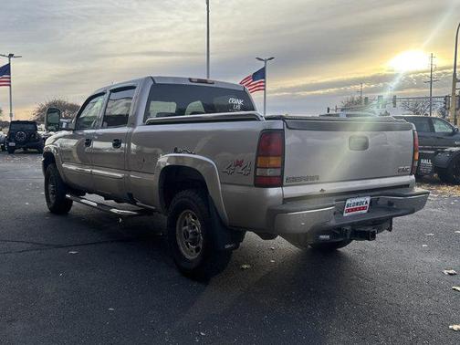 2004 GMC Sierra 2500 SLT Crew Cab