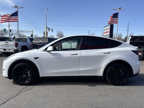 2023 Tesla Model Y Long Range Dual Motor All-Wheel Drive