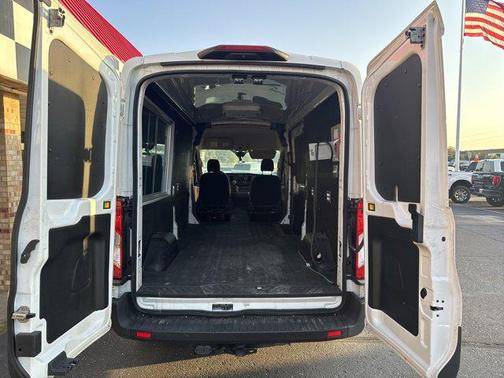 2022 Ford Transit-250 Base
