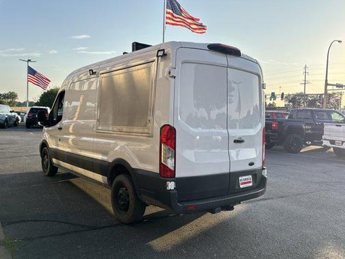 2022 Ford Transit-250 Base