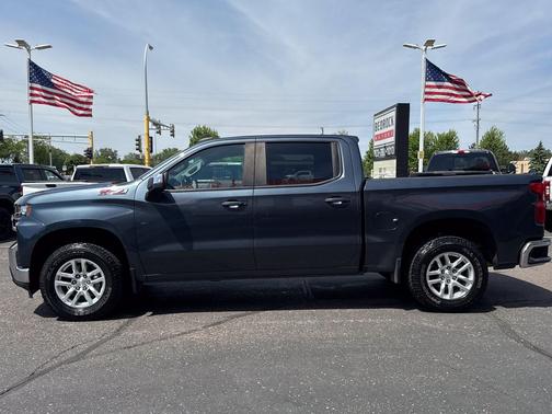 Shadow Gray Metallic 2020 Chevrolet Silverado 1500 LT