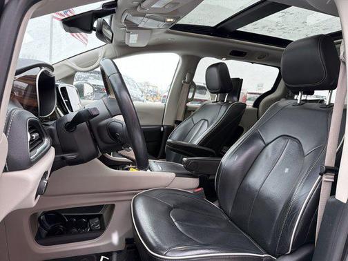 2021 Chrysler Pacifica Hybrid Limited