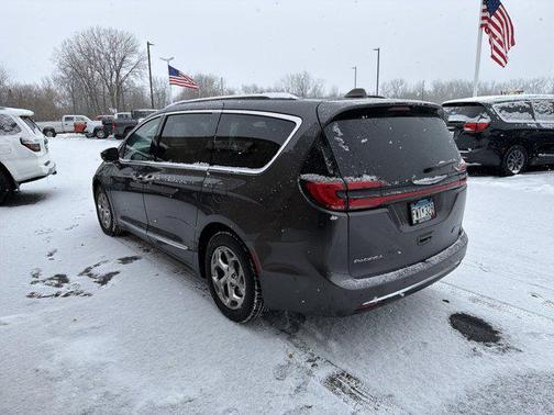 2021 Chrysler Pacifica Hybrid Limited