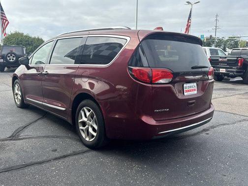 2018 Chrysler Pacifica Touring-L Plus