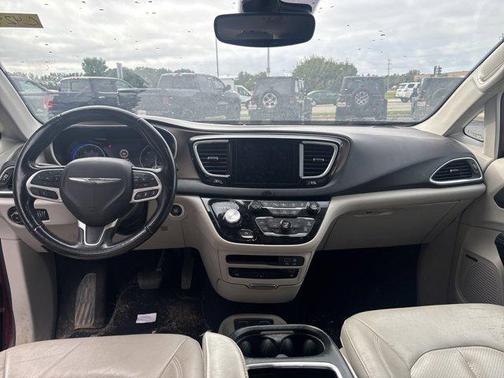 2018 Chrysler Pacifica Touring-L Plus