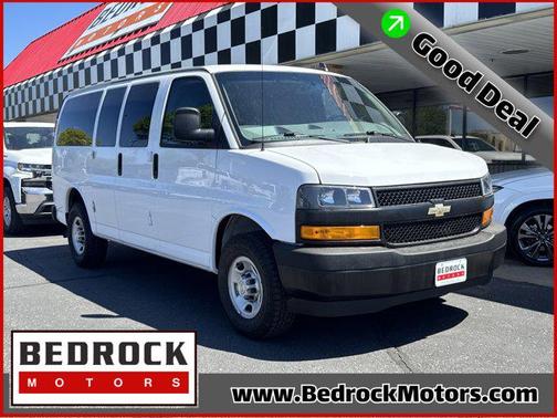 Summit White 2022 Chevrolet Express 2500 LT