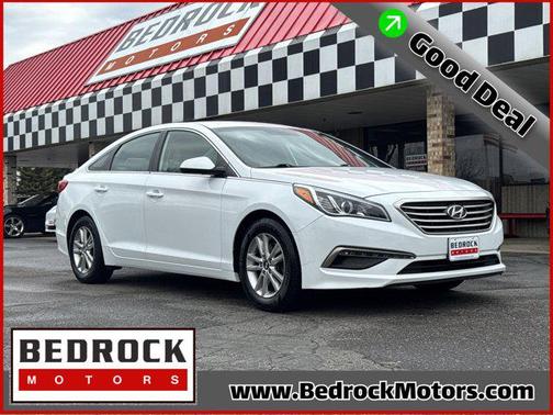 Quartz White Pearl 2015 Hyundai SONATA SE