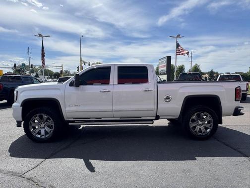 White Frost Tricoat 2017 GMC Sierra 1500 Denali