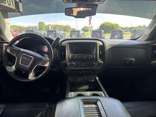 White Frost Tricoat 2017 GMC Sierra 1500 Denali
