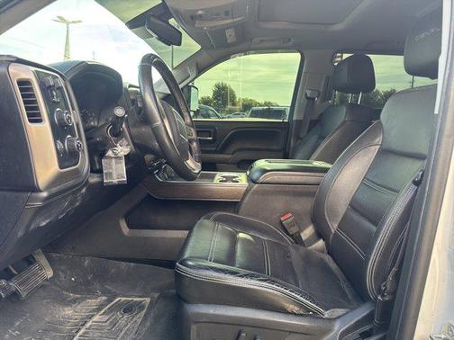 White Frost Tricoat 2017 GMC Sierra 1500 Denali