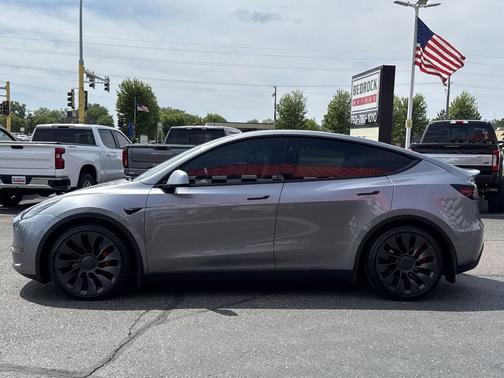 Quicksilver 2025 Tesla Model Y Performance Dual Motor All-Wheel Drive