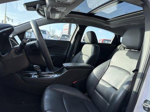 2023 Chevrolet Malibu FWD 2LT