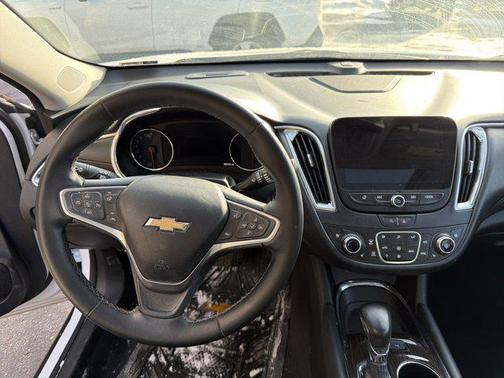 2023 Chevrolet Malibu FWD 2LT