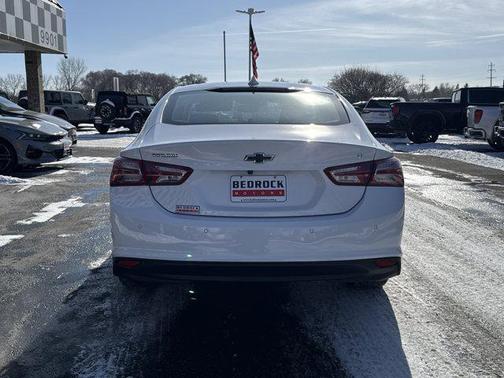 2023 Chevrolet Malibu FWD 2LT