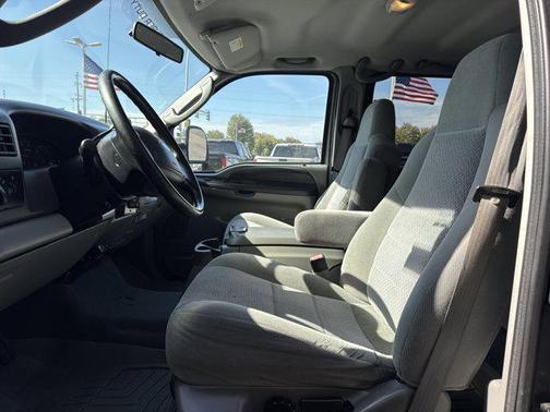 2003 Ford F-250 XLT Crew Cab