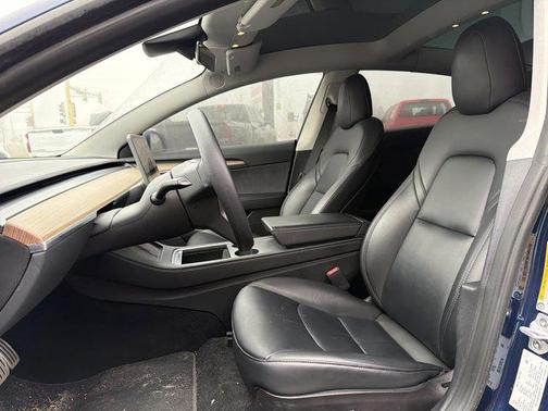 2023 Tesla Model 3 Performance