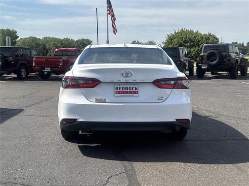 Super White 2022 Toyota Camry LE