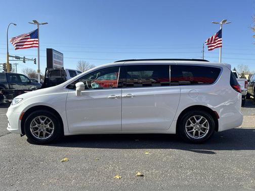 2022 Chrysler Pacifica Touring
