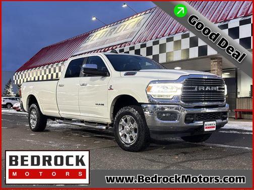2019 RAM 3500 Laramie Crew Cab 4x4 8' Box
