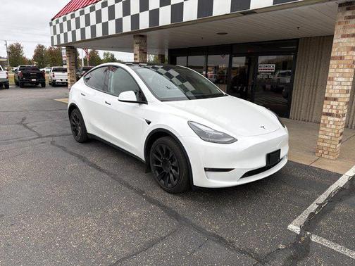 2023 Tesla Model Y Long Range Dual Motor All-Wheel Drive