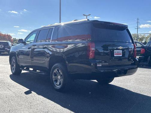 2019 Chevrolet Suburban LT
