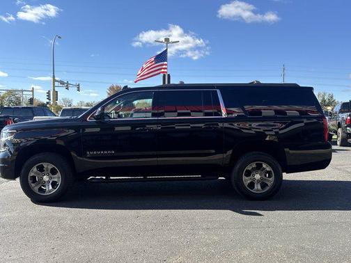 2019 Chevrolet Suburban LT
