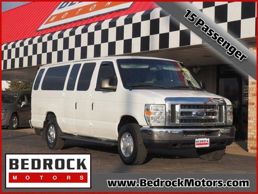 2013 Ford E350 Super Duty XLT