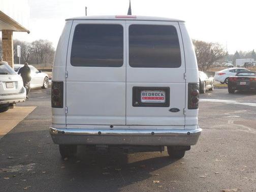 2013 Ford E350 Super Duty XLT