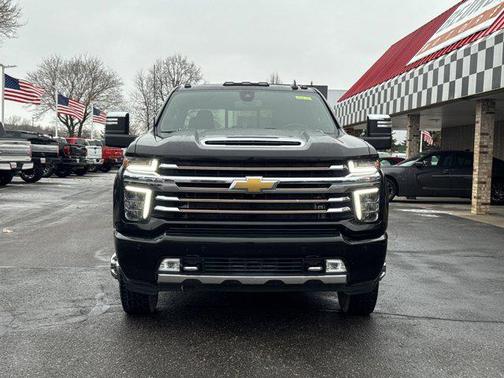 2022 Chevrolet Silverado 3500 High Country