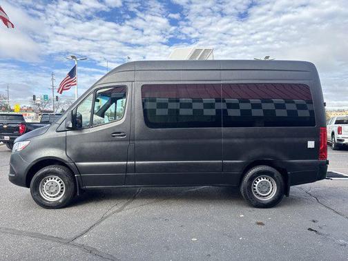 Obsidian Black Metallic 2019 Mercedes-Benz Sprinter 1500 Standard Roof I4