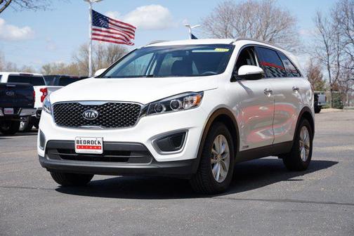 2017 Kia Sorento LX