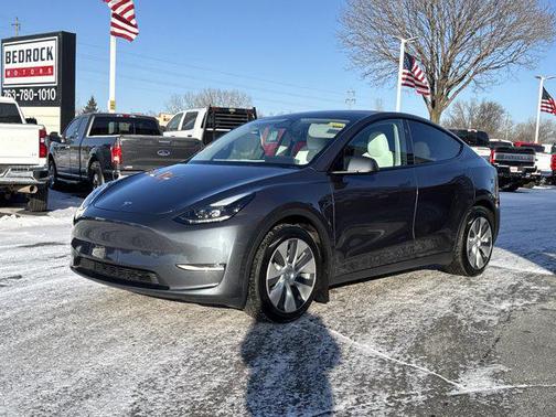 2023 Tesla Model Y Long Range Dual Motor All-Wheel Drive