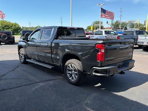 Black 2019 Chevrolet Silverado 1500 High Country