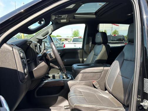 Black 2019 Chevrolet Silverado 1500 High Country