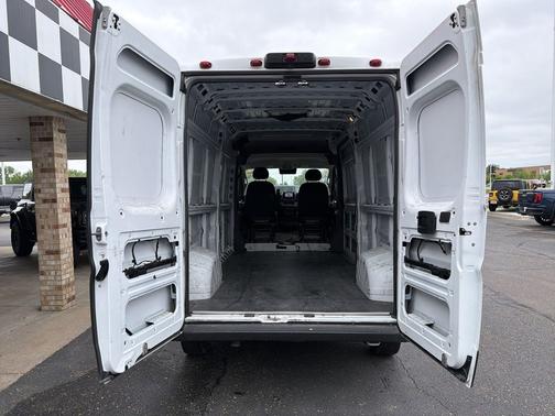 Bright White Clearcoat 2023 RAM ProMaster 2500 High Roof