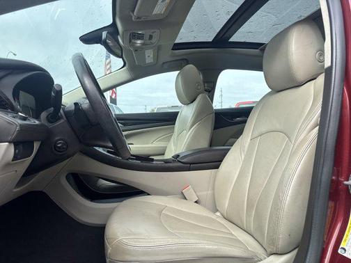 2017 Buick LaCrosse Essence