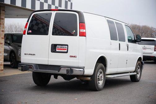 2022 GMC Savana 2500 Work Van