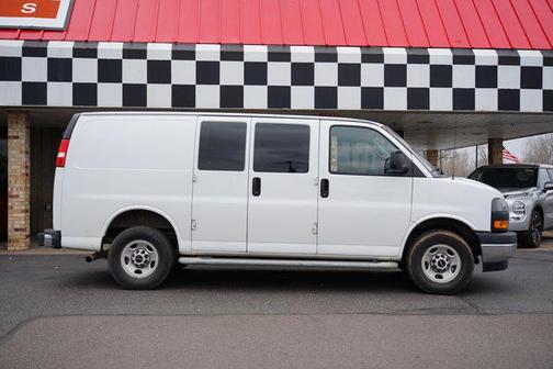 2022 GMC Savana 2500 Work Van
