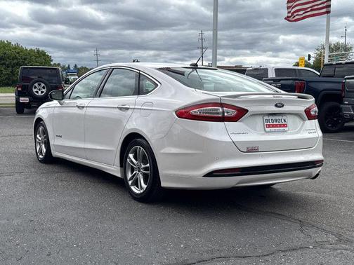 White Platinum Metallic Tri-Coat 2015 Ford Fusion Hybrid Titanium