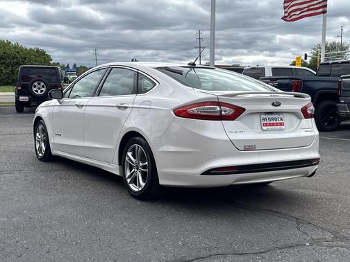 White Platinum Metallic Tri-Coat 2015 Ford Fusion Hybrid Titanium