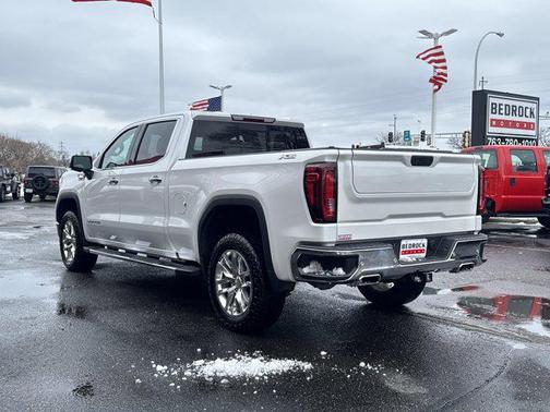 2022 GMC Sierra 1500 SLT