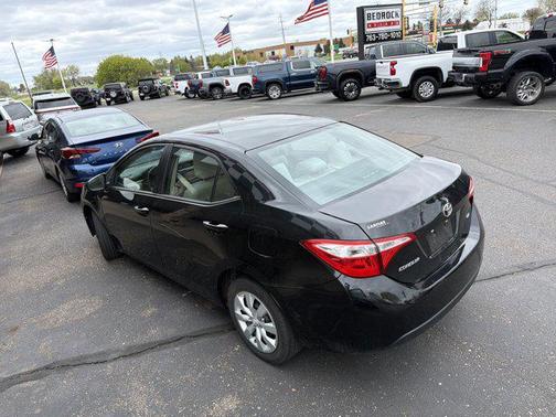 Black Sand Pearl 2016 Toyota Corolla LE