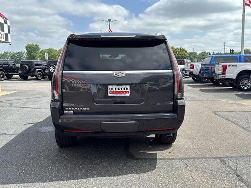 2017 Cadillac Escalade Luxury