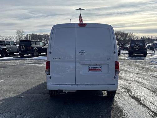 2020 Nissan NV200 SV