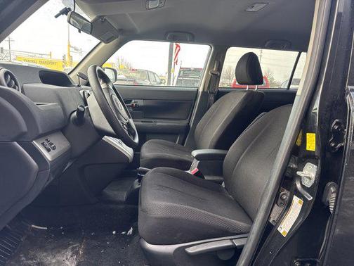 2010 Scion xB Release Series 7.0