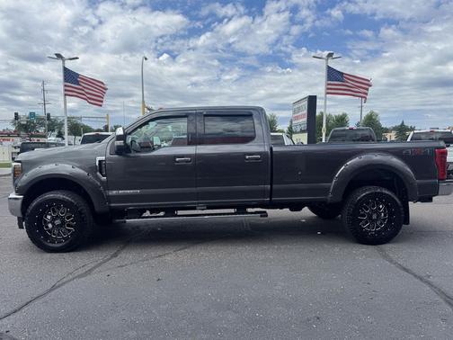 Magnetic Metallic 2019 Ford F-350 Lariat