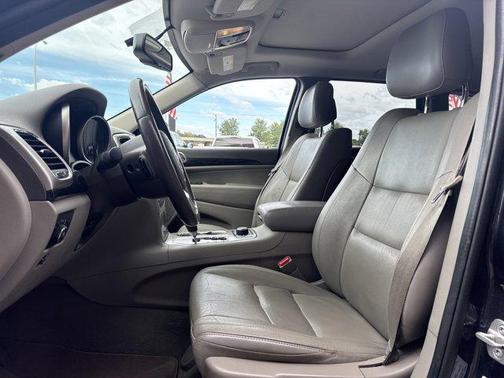 2012 Jeep Grand Cherokee Laredo