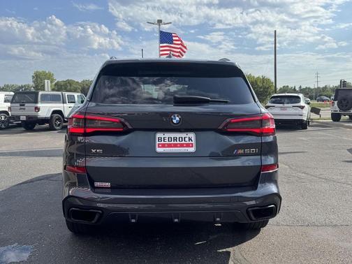 Arctic Grey Metallic 2022 BMW X5 M50i