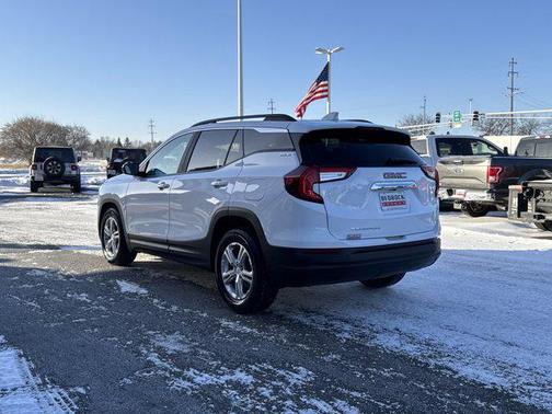 2022 GMC Terrain SLE