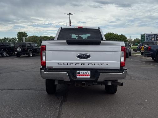Oxford White 2018 Ford F-250 XL